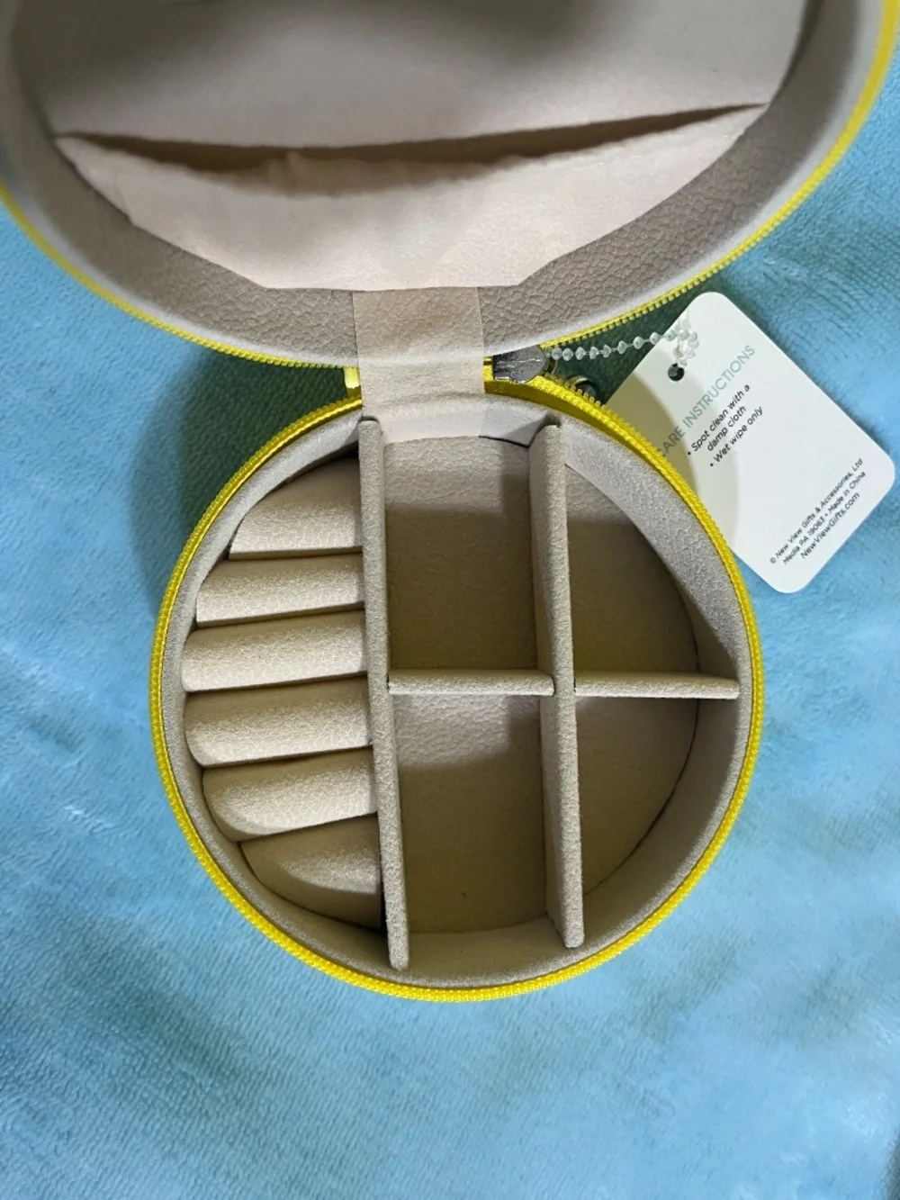 Yellow Round Jewelry Travel Case • NEW • - Picture 2 of 8